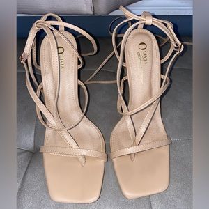 NWOT Olivia Ferguson Nude Strappy Heels | Women’s US 7 1/2